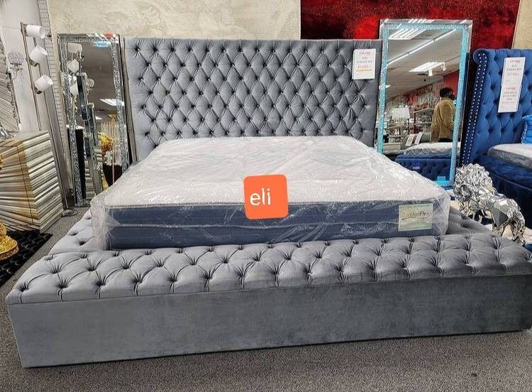 Brand New/ Gray Velvet Queen Storage Platform Bed Frame Cama// Mattress Sold Separately 