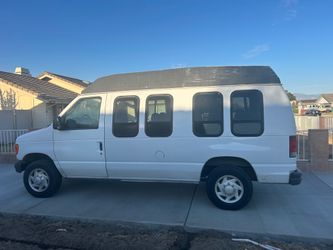 2004 Ford E-250