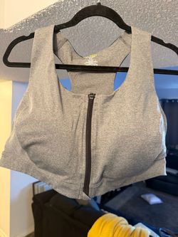 Gray Zip-Front Sports Bra Size 4X and 3x