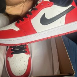 Air Jordan 1 Low OG
Chicago