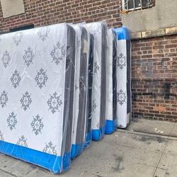 Queen Size Mattress With Box Spring And Offer Free Delivery And Cash On Delivery 