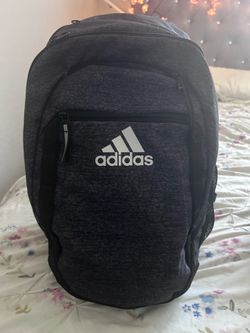 Adidas backpack new📲