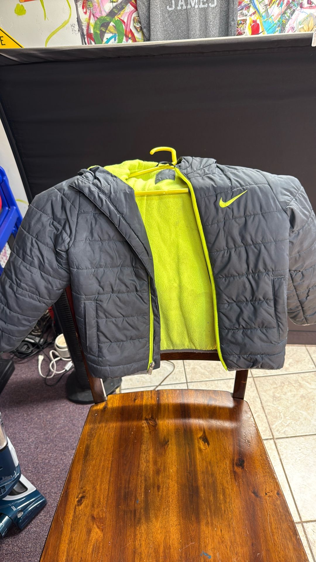 Nike Puffer Coat For Boys Size 6-7 Yrs