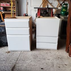 Sectional Desk, Not All Parts Shown