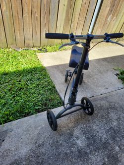 Drive Medical Knee Scooter Walker