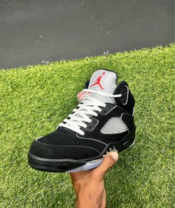 Air Jordan 5 Retro OG 'Black Metallic Reimagined'