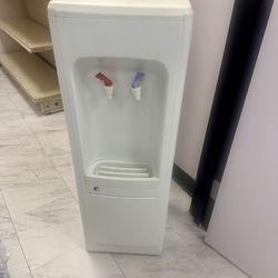 Water Dispenser