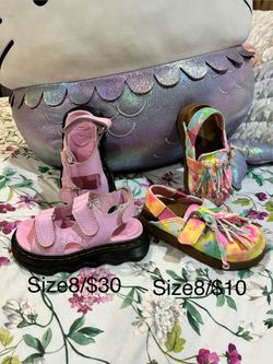 Doc martens $30/$10