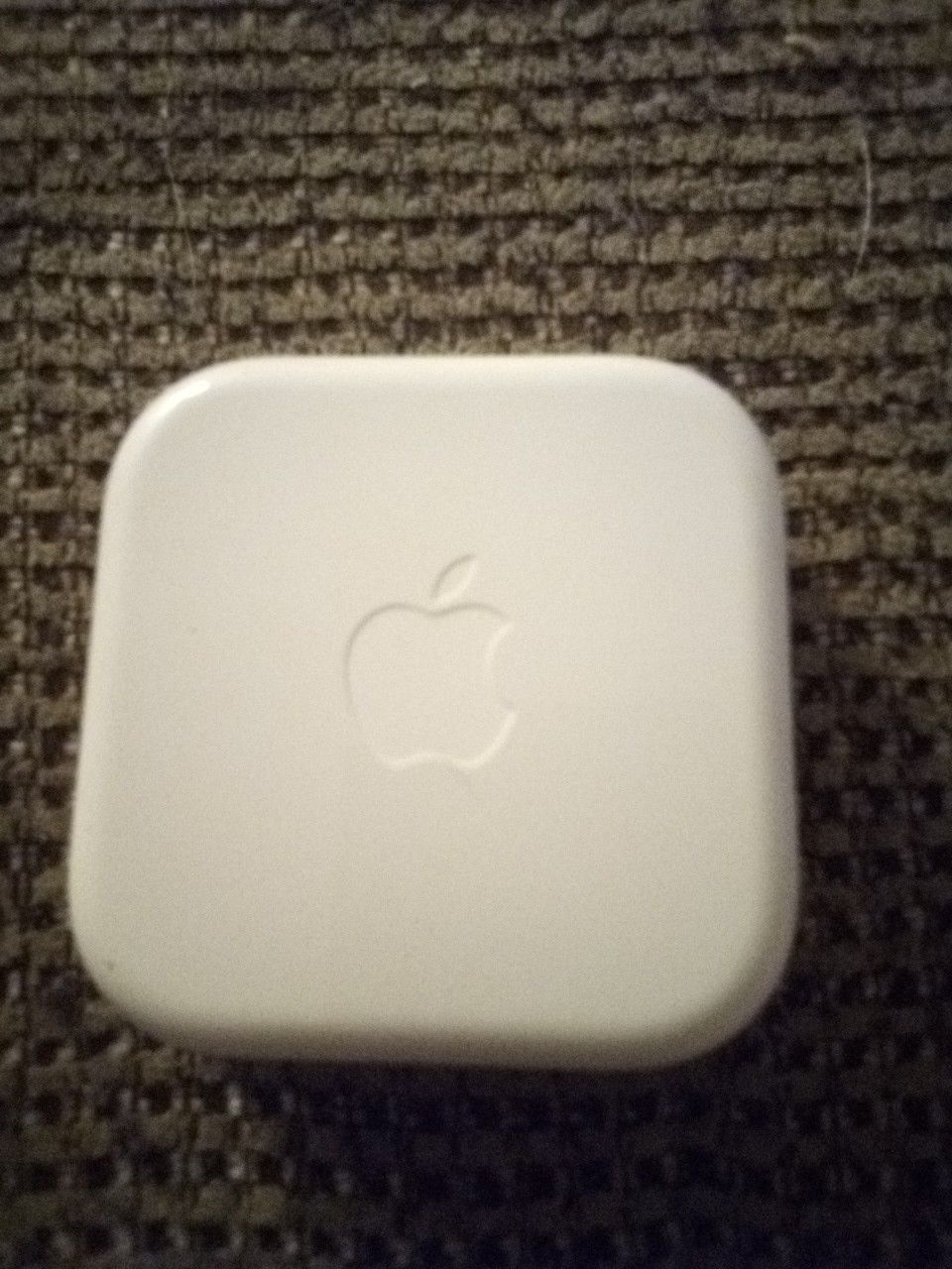 Apple earpods