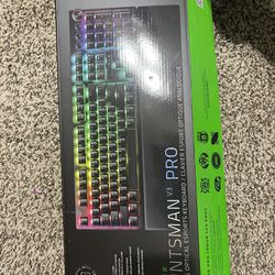 Razer Huntsman V3 Pro Full-size Keyboard