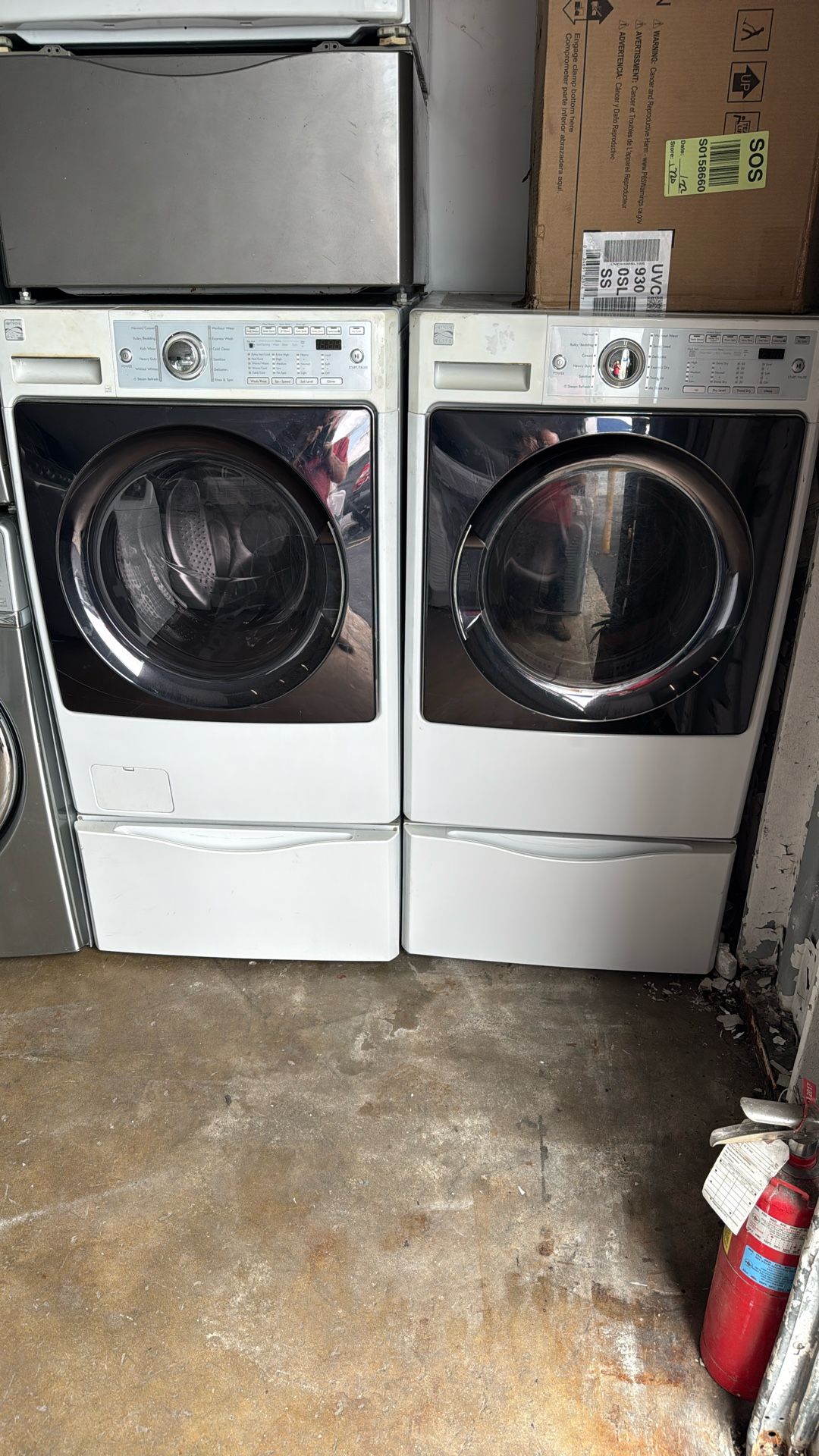 Kenmore Washer Dryer Set On Pedestals
