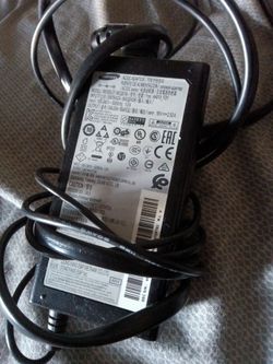 Samsung AC/DC adapter