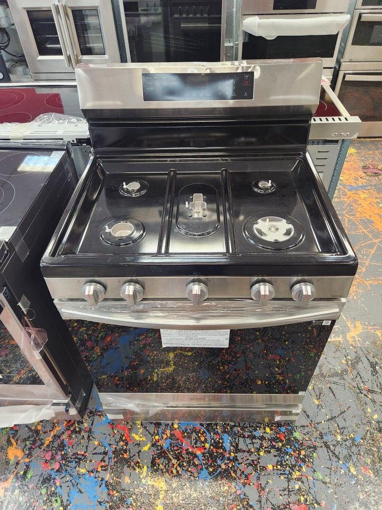 Final Sale Samsung 30 Inch Freestanding Gas Range With Air Fry And Convection Oven 