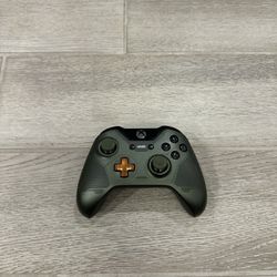 Microsoft Xbox One/Series X Halo 5: Guardians Master Chief Wireless Controller