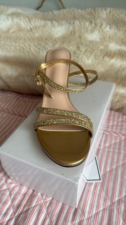 Gold High heels