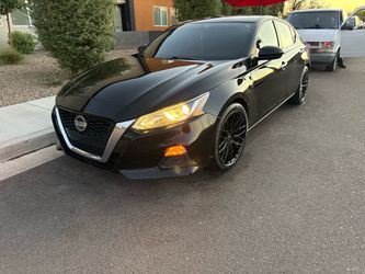 2020 Nissan altima