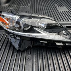 Lexus ES300h ES350 Right Passenger Side Headlight Luz Derecha Pasajera 2016 2017 2018