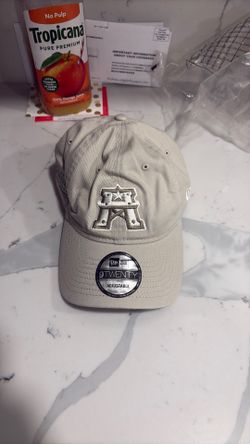 Huston hat brand new