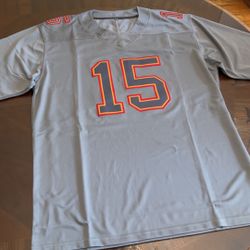 Football Jersey Mahomes Men’s Large