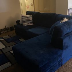 Sectional (Navy Blue) With Pillows