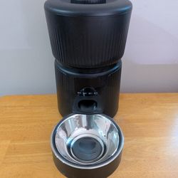 Automatic Cat/Dog Feeder