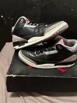 jordan 3’s black cement 24 (used lightly) size 10.5