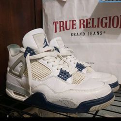 Jordan 4 Midnight Navy Size 8,5 Mens