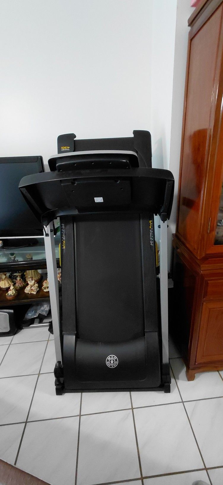  Rosewood Furniture, Recliners, Tables