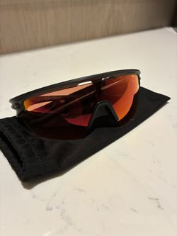 Oakley Sphaera Matte Black / Prizm Road Sun Glasses