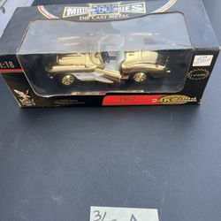 1957 Chevrolet Corvette 1:18 Diecast 24K Gold Plated Millennium 2000 Series w/ Box 
