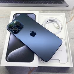 Unlocked iPhone 15 Pro Max 256GB Blue