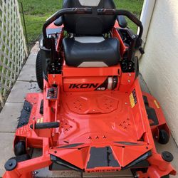 Ariens IKON 48-in 21.5 -HP V-twin Gas Zero-turn Riding Lawn Mower