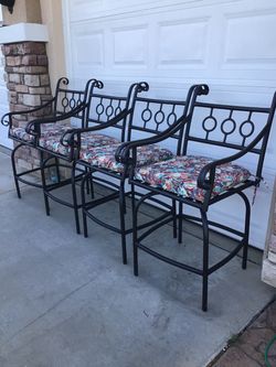 Set of 4 Wrought Iron Patio Bar Chairs