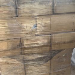 Liquidation Full pallet of luggage, duffle, travel bag, gym bag