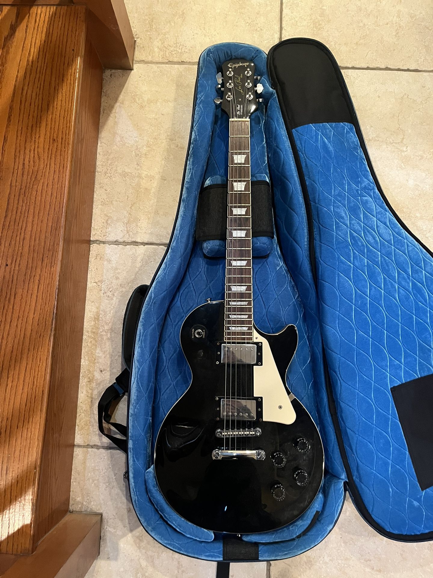 Epiphone Les Paul Standard w/ Reunion Blues Hardshell Case (Brand New)