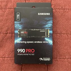 Samsung 1TB 990 PRO PCIe 4.0 x4 M.2 Internal SSD