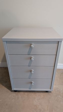 File Cabinet with four drawers - Grey