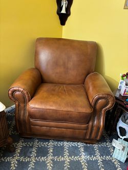 Genuine leather arm chair