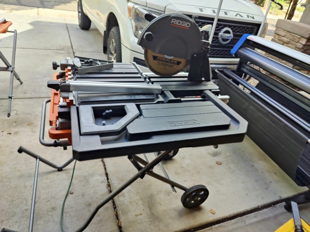 Ridgid 10" Wet Tile Saw