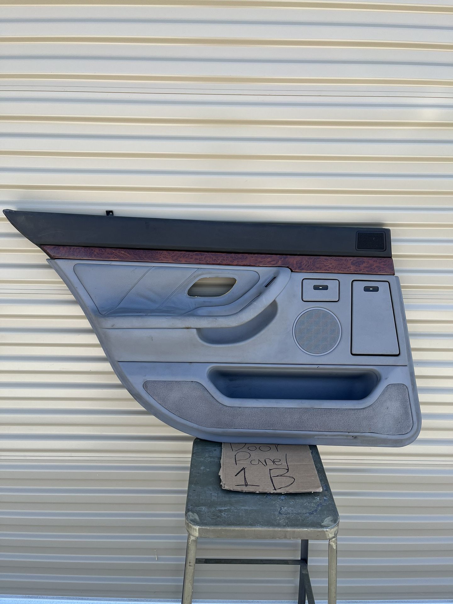 1995 To 2001 Bmw 740li Left Rear Door Panel