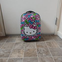 Hello Kitty Luggage/Maleta De Hello Kitty 