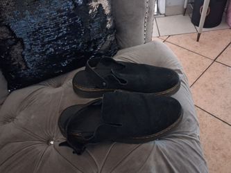 Dr martens clogs