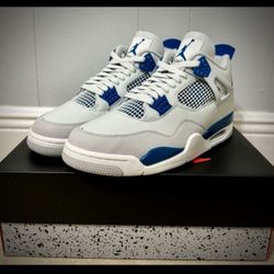 New Jordan 4 Size 10 Or 10.5 