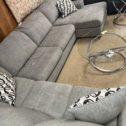 Living Room Stylish Sectional!