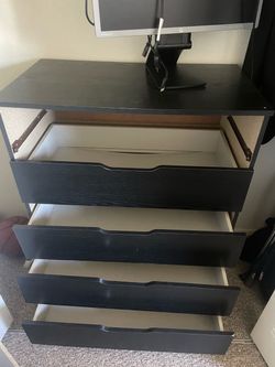 Black 5-Drawer Dresser
