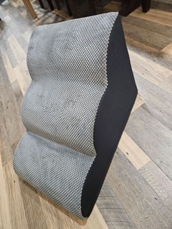 Pet Step Ladder - Like New