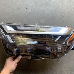 2019-2022 Prime Rav4 Driver Headlight