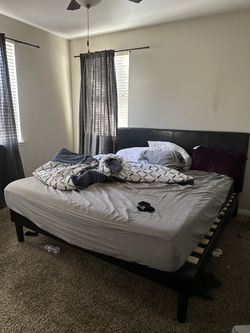 KING SIZE BED FRAME AND MATRESS