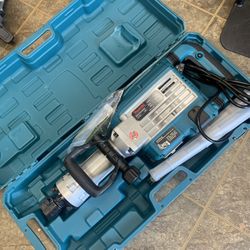Makita New Demolition Hammer 