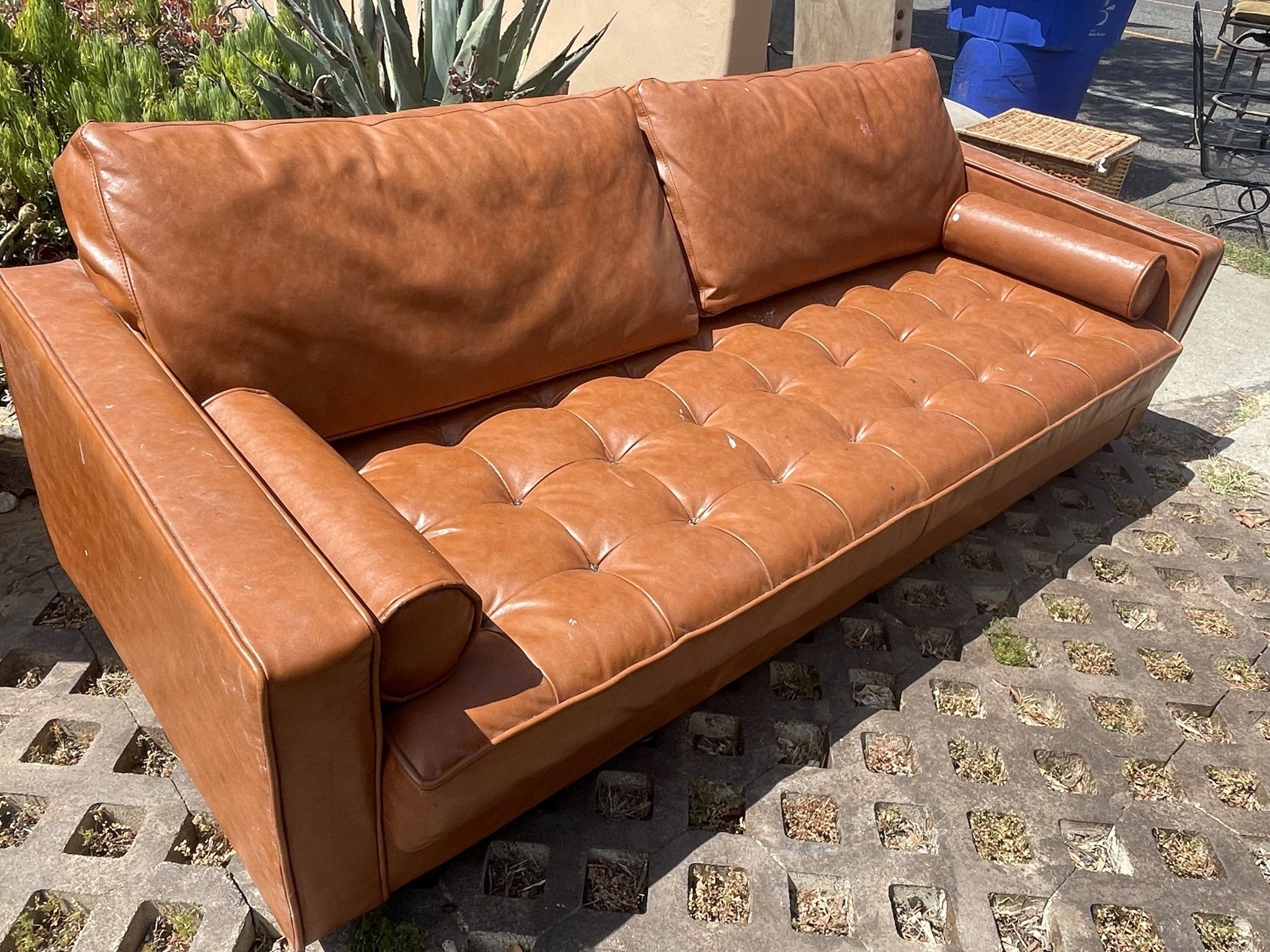 Custom Leather Sofas Los Angeles Baci Living Room